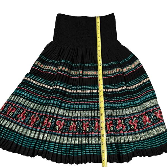 FREE PEOPLE Boho Black Strapless Embroidered Mini Dress Pleated Skirt S,‎ NWT - Picture 9 of 10